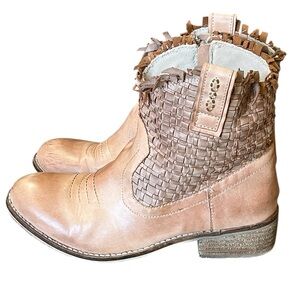 Prima Donna tan leather woven western ankle boots